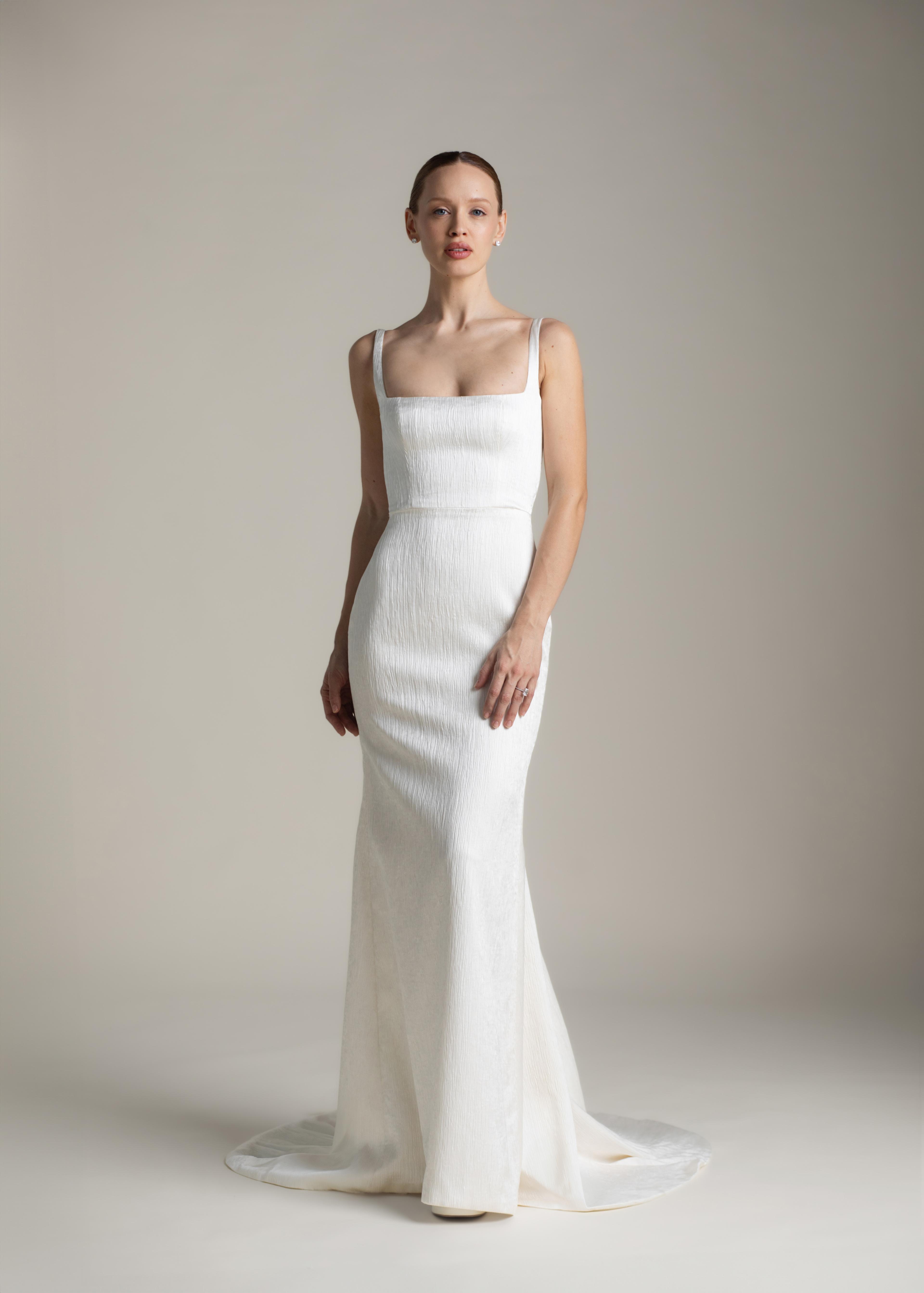 Aesling bridal gown